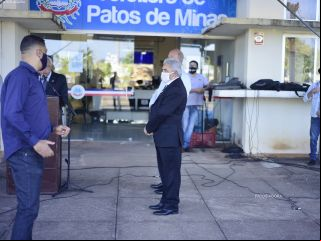 Dia 07 de setembro Ã© comemorado com hasteamento da bandeira  | Patos Agora - A notícia no seu tempo - 