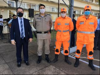 Dia 07 de setembro Ã© comemorado com hasteamento da bandeira  | Patos Agora - A notícia no seu tempo - 