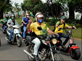 Patenses se reunem e fazem carreata prÃ³ governo Bolsonaro | Patos Agora - A notícia no seu tempo - 