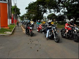 Patenses se reunem e fazem carreata prÃ³ governo Bolsonaro | Patos Agora - A notícia no seu tempo - 