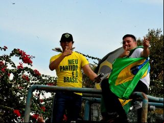 Patenses se reunem e fazem carreata prÃ³ governo Bolsonaro | Patos Agora - A notícia no seu tempo - 