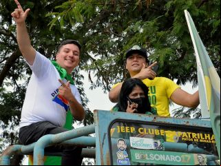 Patenses se reunem e fazem carreata prÃ³ governo Bolsonaro | Patos Agora - A notícia no seu tempo - 