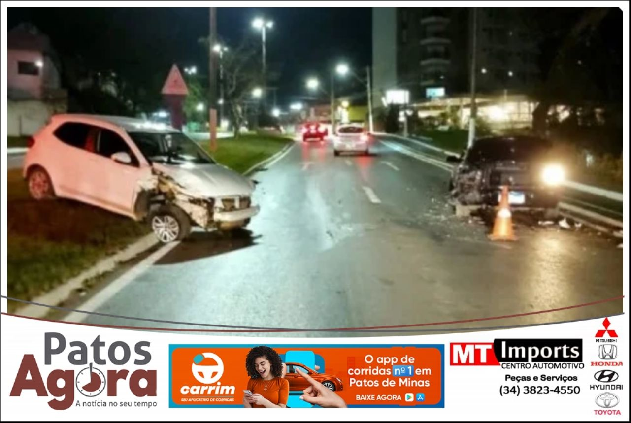 Colisão entre carros deixa um ferido na Avenida JK em Patos de Minas